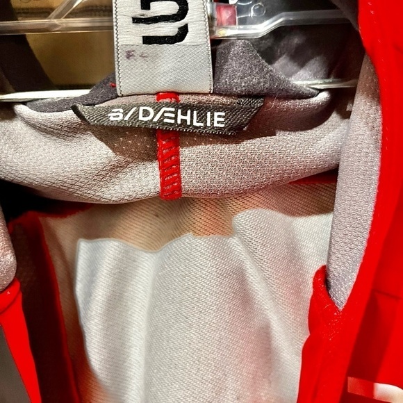 BJORN Daehlie Winter North Jacket - Like New - Picture 7 of 10